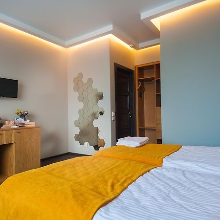 Beehive Hotel Οδησσός Εξωτερικό φωτογραφία