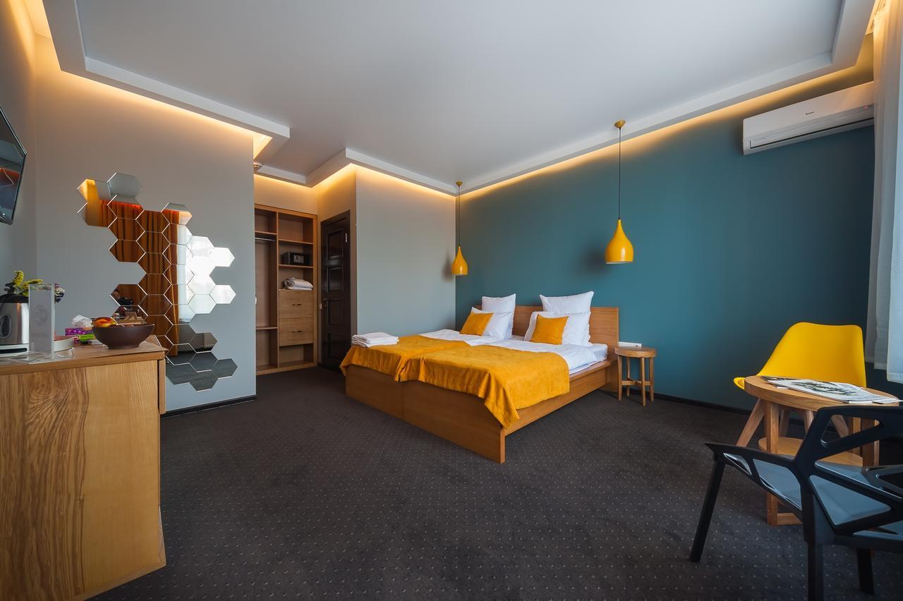 Beehive Hotel Οδησσός Εξωτερικό φωτογραφία